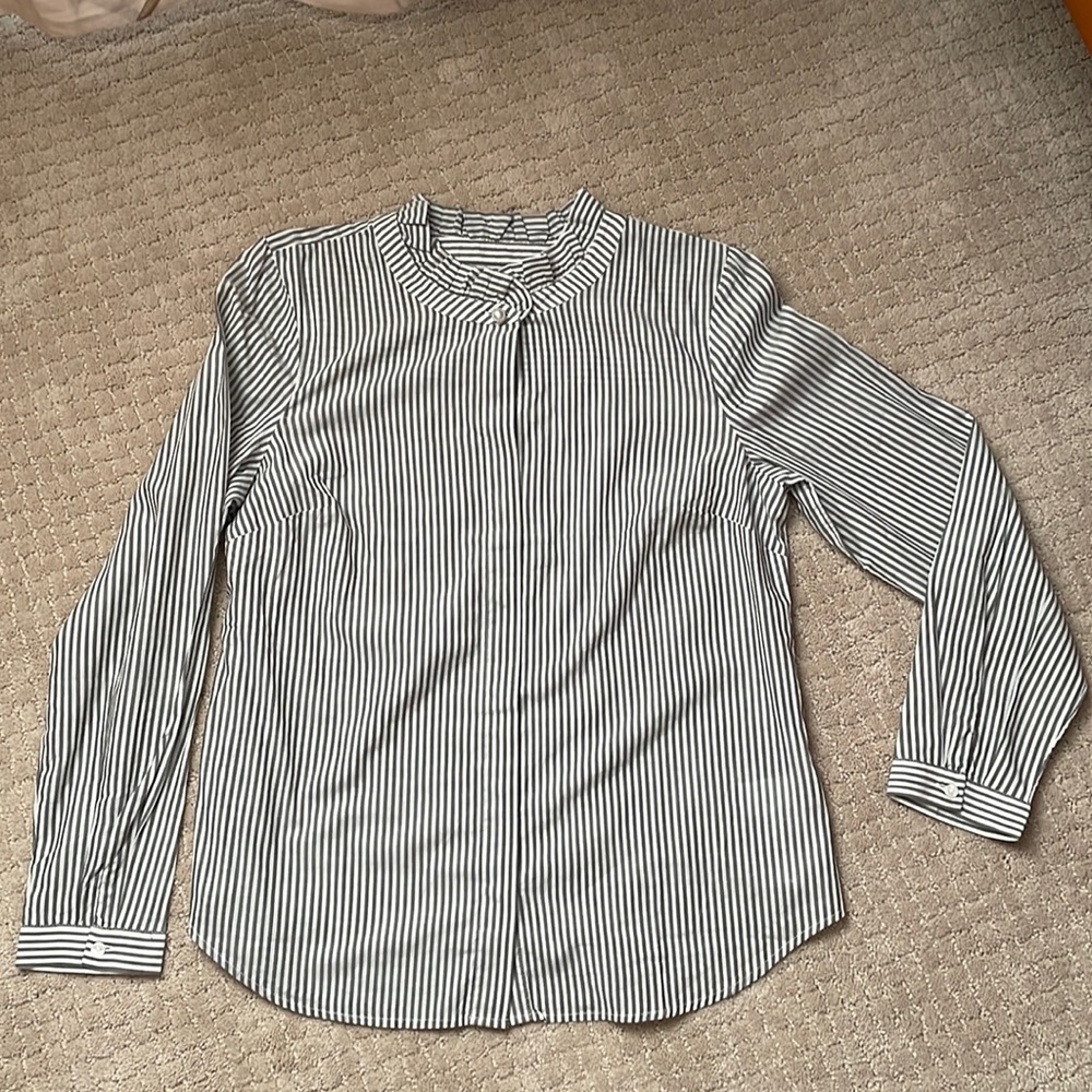 Talbots Long Sleeve Button Front Shirt